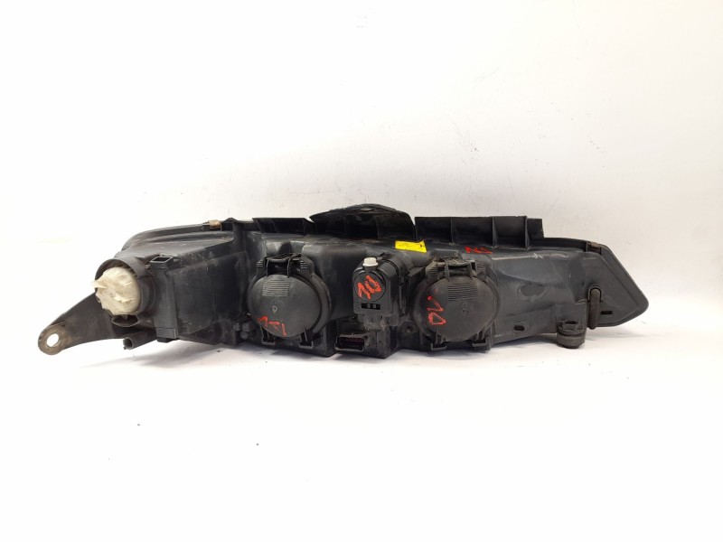 Recambio de faro izquierdo para peugeot 406 berlina (s1/s2) 2.2 hdi referencia OEM IAM 9630423277  