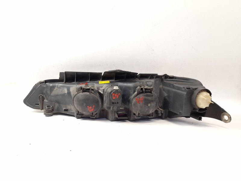 Recambio de faro derecho para peugeot 406 berlina (s1/s2) 2.2 hdi referencia OEM IAM 0301175002  