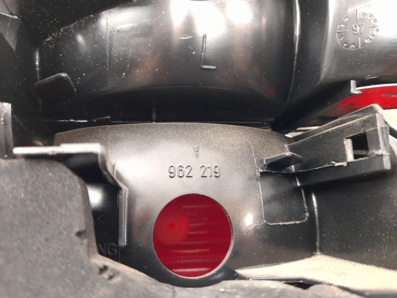 Recambio de piloto trasero izquierdo para seat ibiza (6k1) 1.4 referencia OEM IAM 962219  