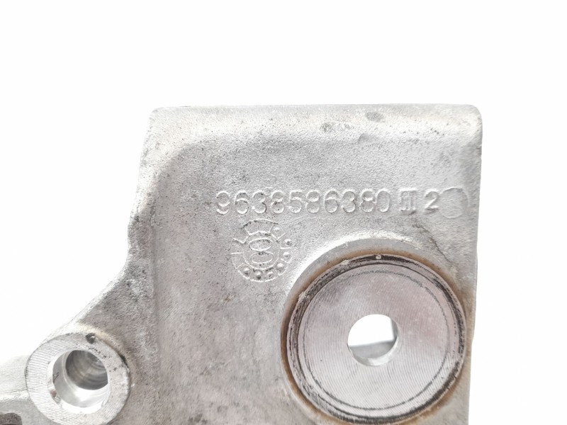 Recambio de soporte motor para peugeot 406 st 2.0 depo referencia OEM IAM 9638586380  