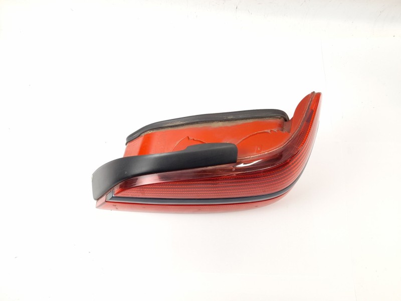 Recambio de piloto trasero derecho para peugeot 406 st 2.0 depo referencia OEM IAM 9630364777  