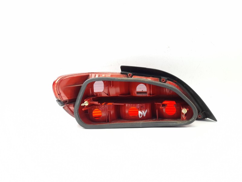 Recambio de piloto trasero derecho para peugeot 406 st 2.0 depo referencia OEM IAM 9630364777  