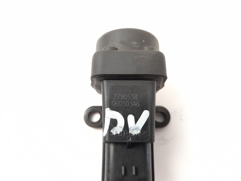 Recambio de interruptor para fiat grande punto (199) 1.9 d multijet referencia OEM IAM 7790538  