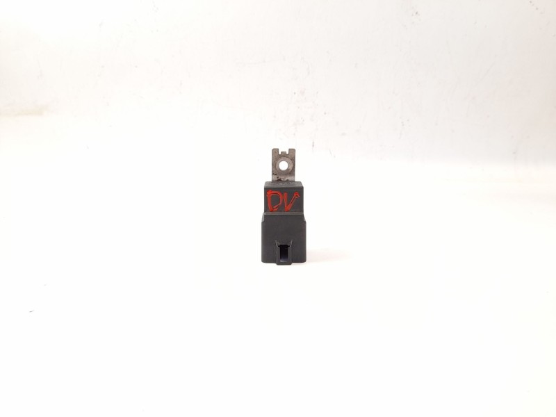 Recambio de rele electroventilador para fiat grande punto (199) 1.9 d multijet referencia OEM IAM 46520438  