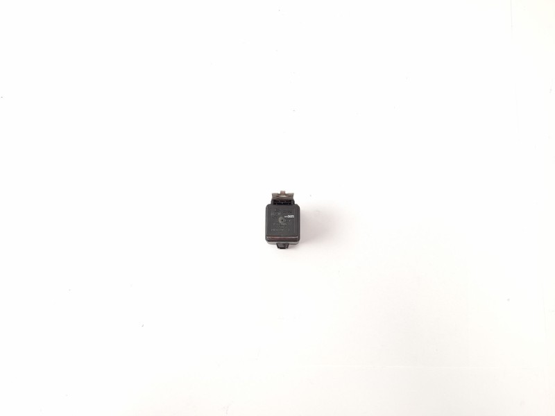 Recambio de rele electroventilador para fiat grande punto (199) 1.9 d multijet referencia OEM IAM 46520438  