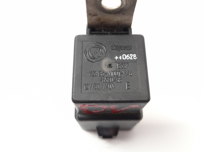 Recambio de rele electroventilador para fiat grande punto (199) 1.9 d multijet referencia OEM IAM 46520438  