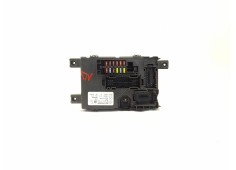 Recambio de caja reles / fusibles para fiat grande punto (199) 1.9 d multijet referencia OEM IAM 00517954300  