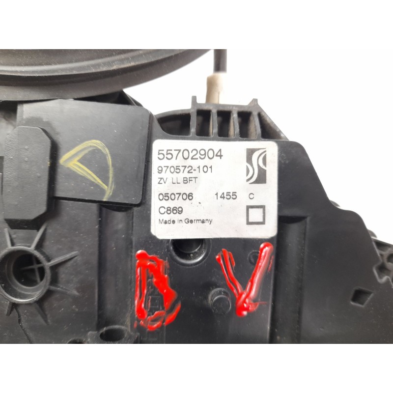 Recambio de cerradura puerta delantera derecha para fiat grande punto (199) 1.9 d multijet referencia OEM IAM 55702904  
