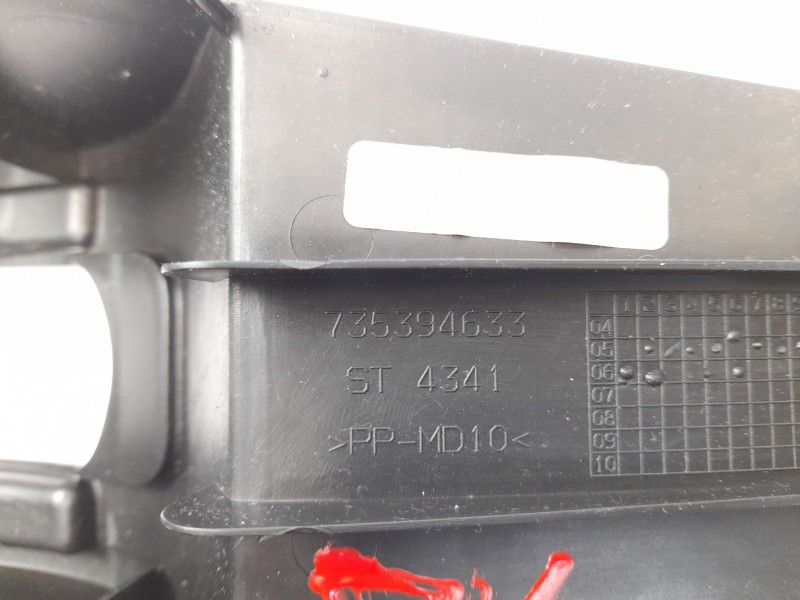 Recambio de moldura para fiat grande punto (199) 1.9 d multijet referencia OEM IAM 735394633  