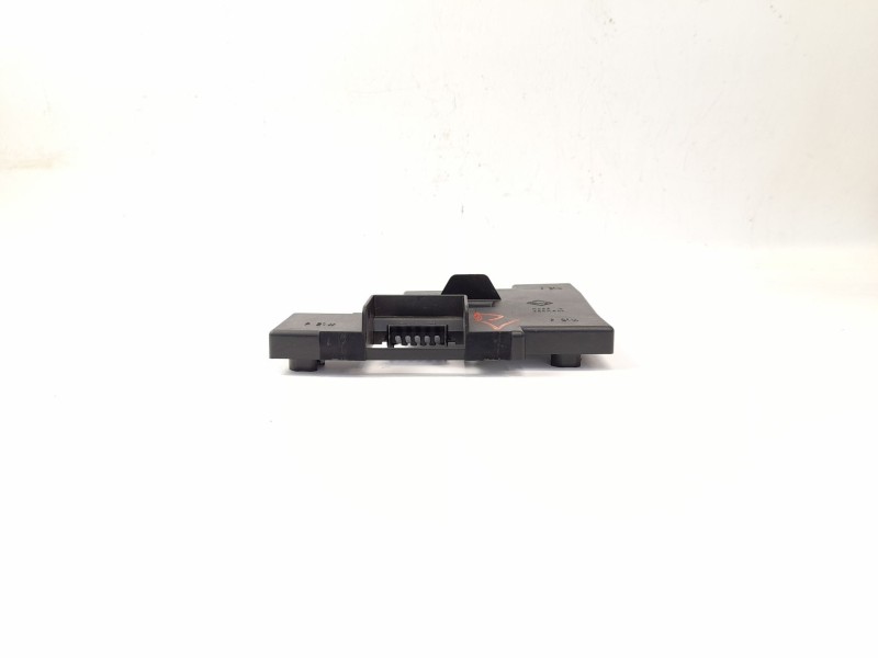 Recambio de portalamparas para ford fiesta iv (ja_, jb_) 1.8 d referencia OEM IAM 96FG13N004BB  