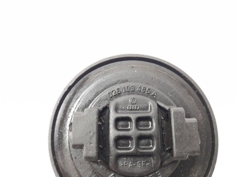 Recambio de tapon de aceite para seat ibiza ii (6k1) 1.4 referencia OEM IAM 026103485A  