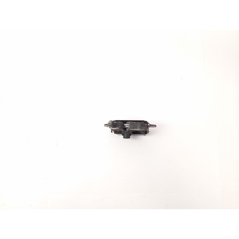 Recambio de cerradura capot para ford focus i sedán (dfw) 1.8 turbo di / tddi referencia OEM IAM   