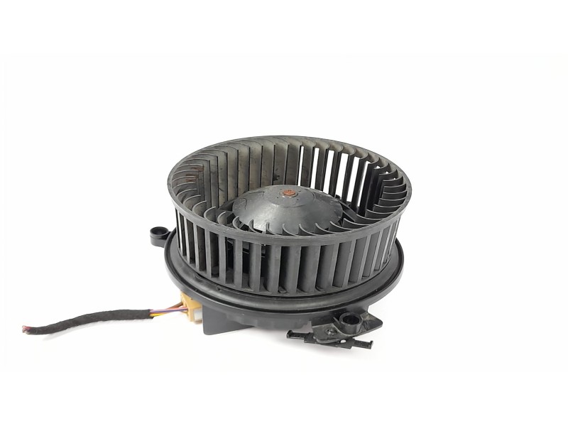 Recambio de motor calefaccion para audi a4 avant (8e) 1.9 tdi referencia OEM IAM 8E1820021 5508100 0238637