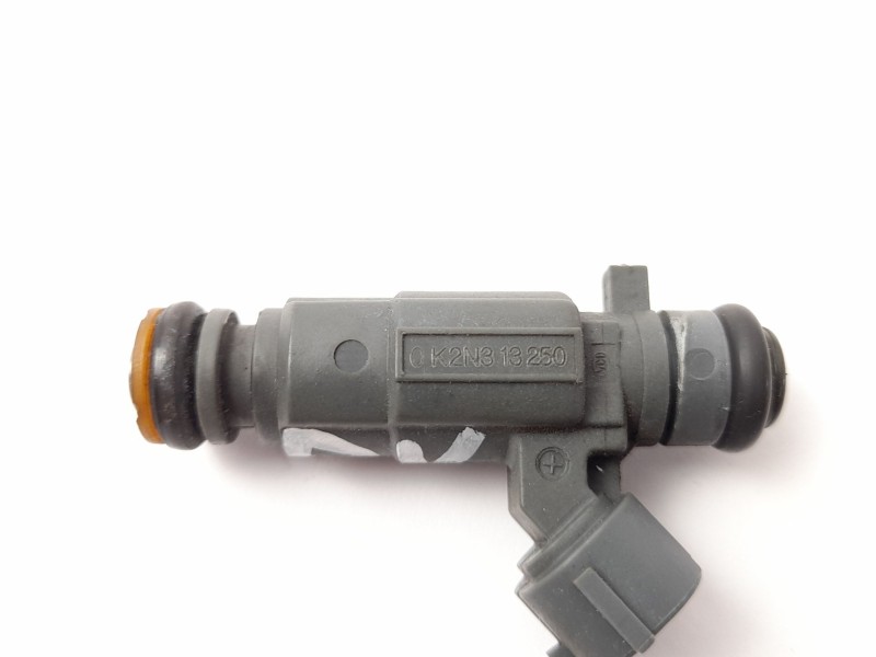 Recambio de inyector para kia shuma ii sedán (fb) 1.6 referencia OEM IAM 0K2N313250  
