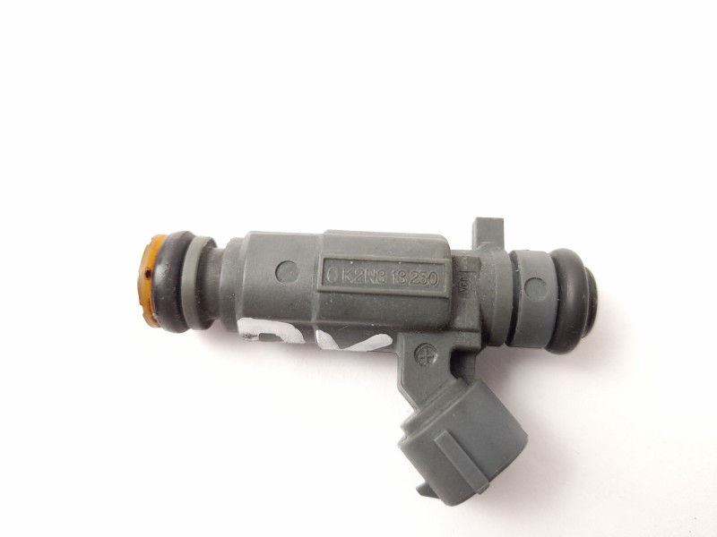 Recambio de inyector para kia shuma ii sedán (fb) 1.6 referencia OEM IAM 0K2N313250  