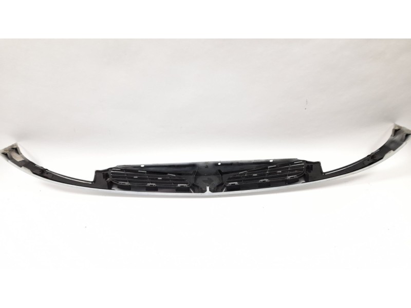 Recambio de rejilla delantera para nissan kubistar (x76) 1.5 dci referencia OEM IAM 8200186288  