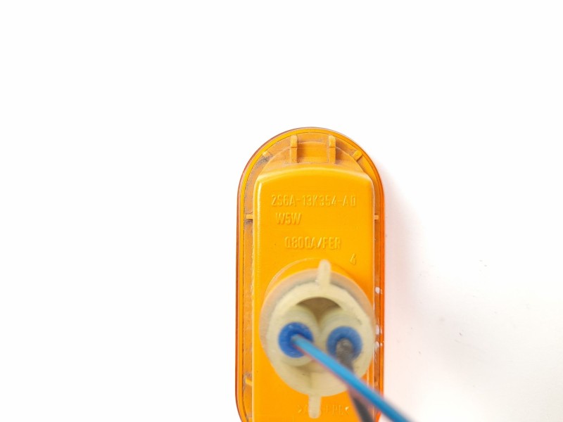 Recambio de piloto lateral izquierdo para ford fiesta v (jh_jd)1.4tdci referencia OEM IAM 2S6A13K354AD  