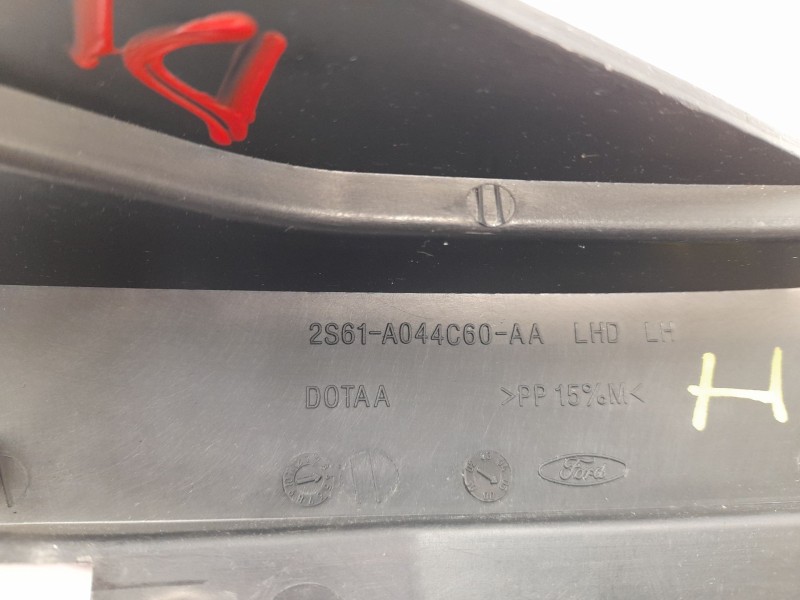 Recambio de moldura para ford fiesta v (jh_jd)1.4tdci referencia OEM IAM 2S61A044C60AA  