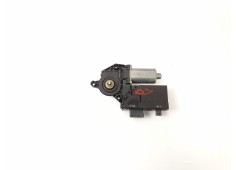 Recambio de motor elevalunas delantero izquierdo para peugeot 307 3p xs. 2.0 hd referencia OEM IAM 0130821767  