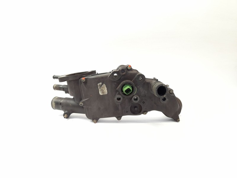 Recambio de caja termostato para peugeot 307 3p xs. 2.0 hd referencia OEM IAM 9643211880  