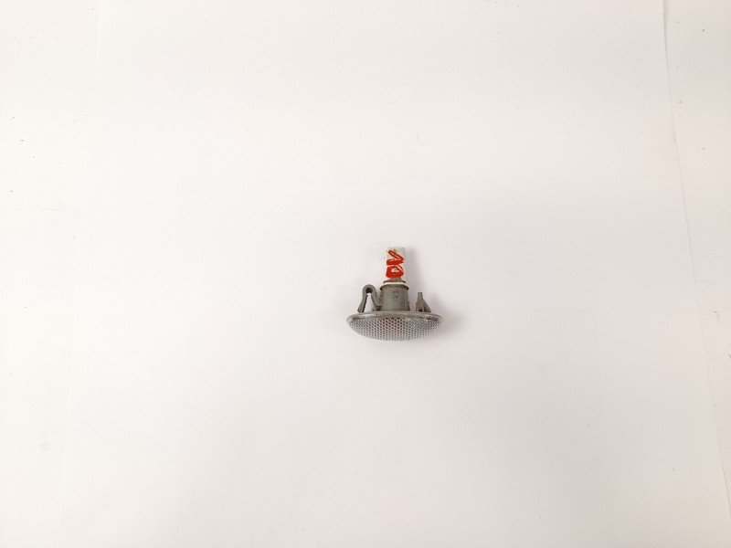 Recambio de piloto lateral derecho para peugeot 307 3p xs. 2.0 hd referencia OEM IAM   