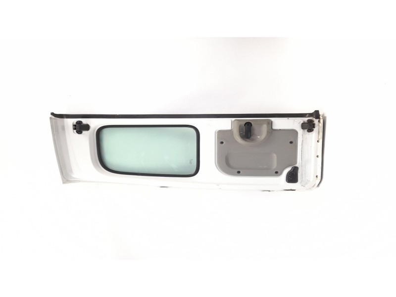 Recambio de puerta trasera derecha para nissan kubistar (x76) 1.5 dci referencia OEM IAM   