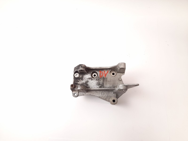 Recambio de soporte alternador para peugeot 307 3p xs. 2.0 hd referencia OEM IAM 9636301380  