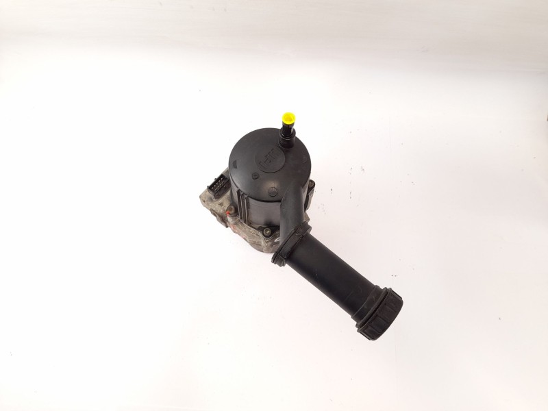 Recambio de bomba direccion para peugeot 307 3p xs. 2.0 hd referencia OEM IAM 9645102480  