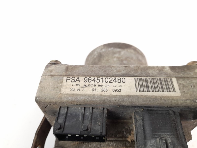 Recambio de bomba direccion para peugeot 307 3p xs. 2.0 hd referencia OEM IAM 9645102480  