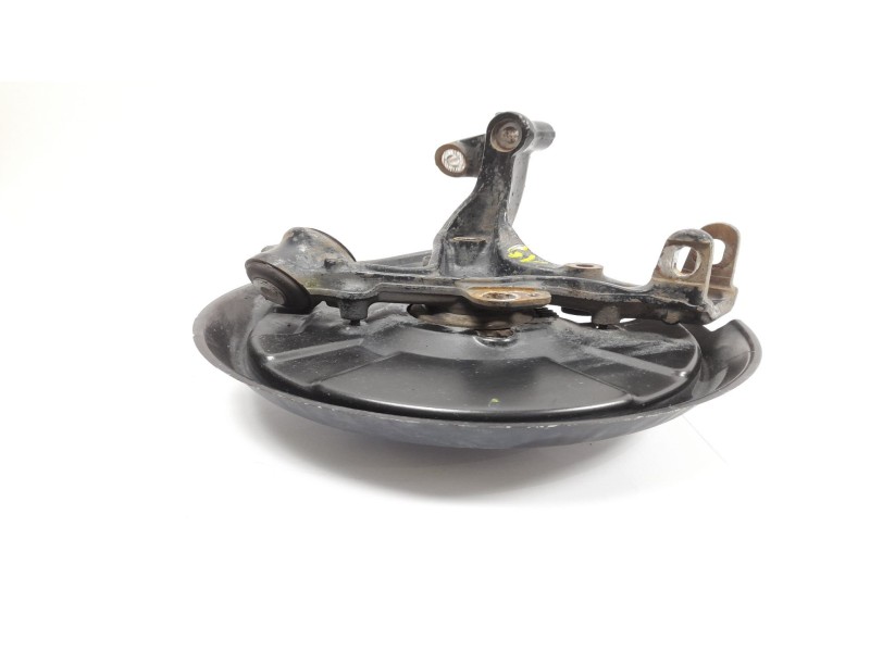 Recambio de mangueta trasera izquierda para audi a4 avant (8e) 1.9 tdi referencia OEM IAM 8E0615611J  