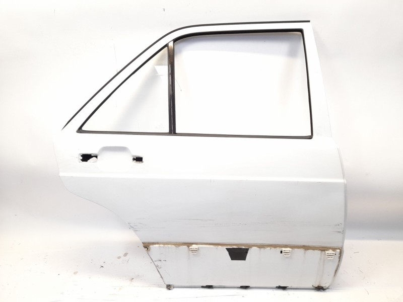 Recambio de puerta trasera derecha para mercedes-benz 190 (w201) e 2.0 referencia OEM IAM   
