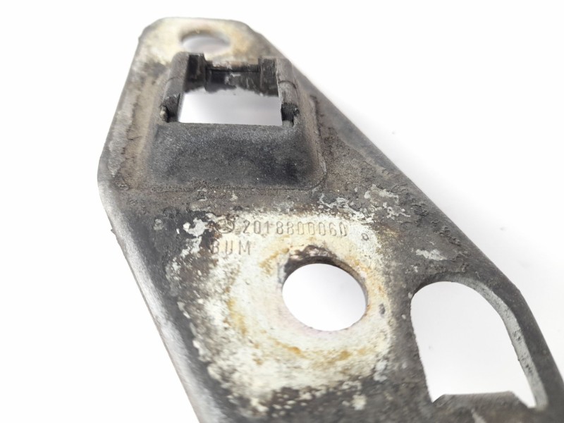 Recambio de cerradura capot para mercedes-benz 190 (w201) e 2.0 referencia OEM IAM 2018800060  