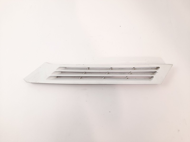 Recambio de moldura para mercedes-benz 190 (w201) e 2.0 referencia OEM IAM 2016980289KZ  