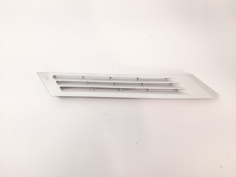 Recambio de moldura para mercedes-benz 190 (w201) e 2.0 referencia OEM IAM 2016980189SP  
