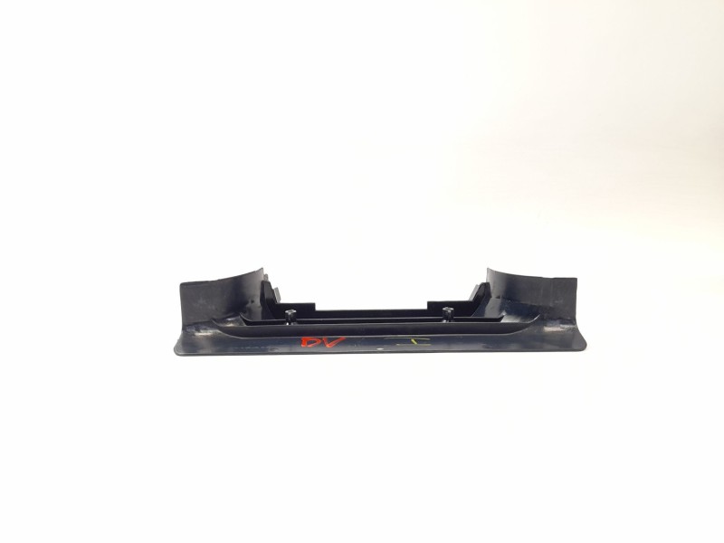 Recambio de moldura para mercedes-benz 190 (w201) e 2.0 referencia OEM IAM 2016920122  