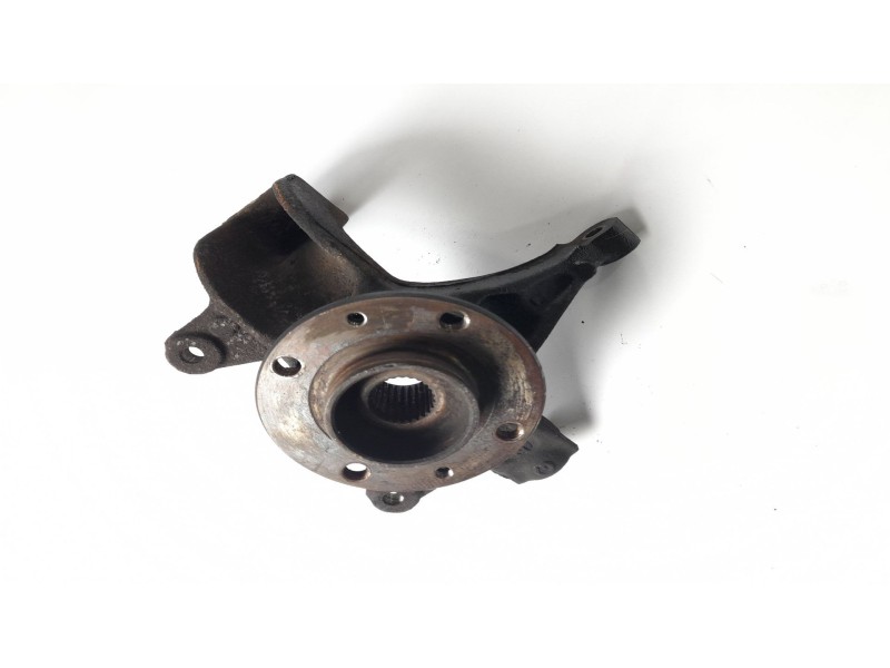 Recambio de mangueta delantera izquierda para renault scenic ii 1.5 dci diesel referencia OEM IAM   