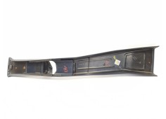 Recambio de moldura para mercedes-benz 190 (w201) e 2.0 referencia OEM IAM 2016921889R   2
