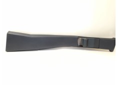 Recambio de moldura para mercedes-benz 190 (w201) e 2.0 referencia OEM IAM 2016921789L  