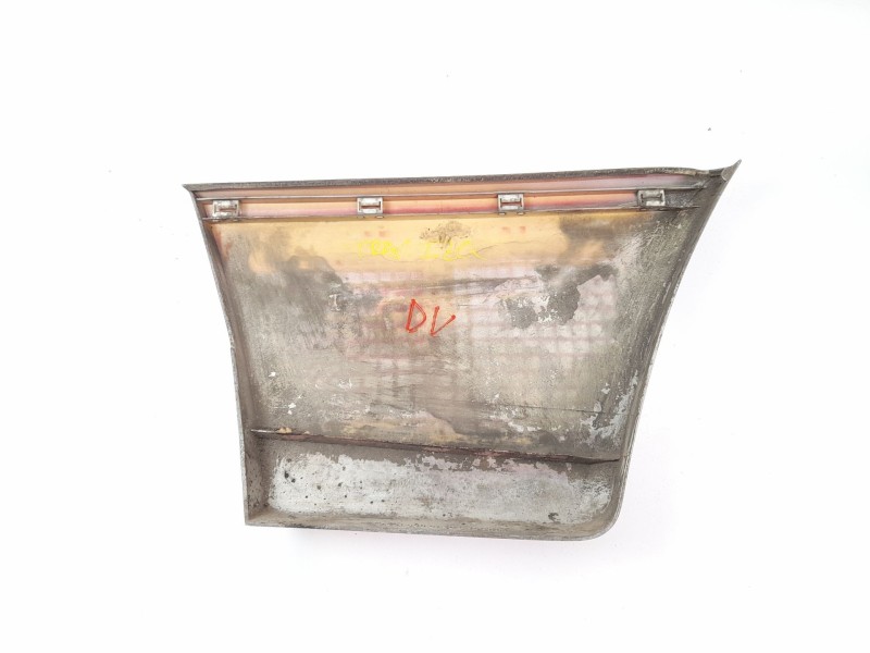 Recambio de moldura para mercedes-benz 190 (w201) e 2.0 referencia OEM IAM 2016906140L  
