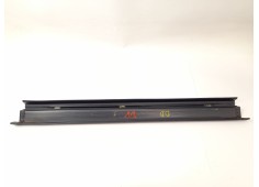 Recambio de moldura para mercedes-benz 190 (w201) e 2.0 referencia OEM IAM    2