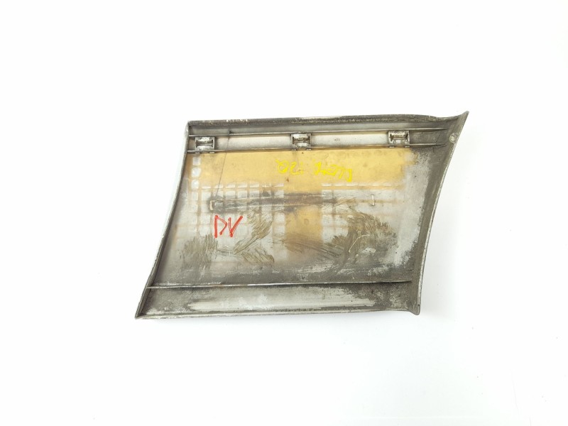 Recambio de moldura para mercedes-benz 190 (w201) e 2.0 referencia OEM IAM 2016905340L  