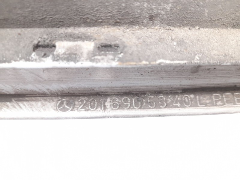 Recambio de moldura para mercedes-benz 190 (w201) e 2.0 referencia OEM IAM 2016905340L  