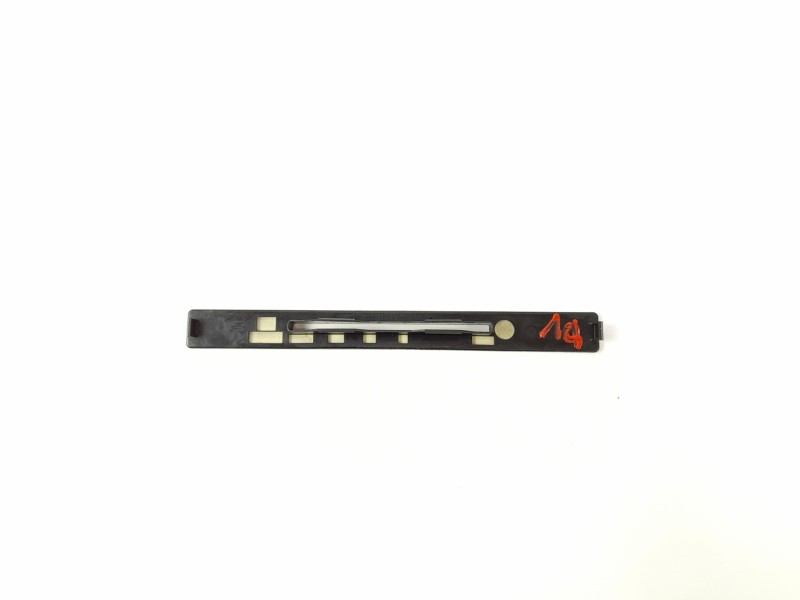 Recambio de moldura para mercedes-benz 190 (w201) e 2.0 referencia OEM IAM 2016830136  