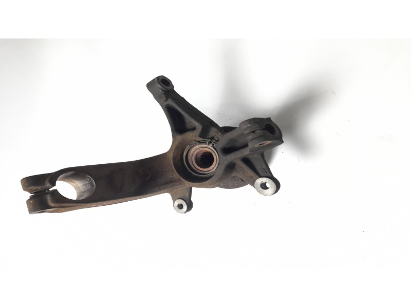 Recambio de mangueta delantera derecha para renault scenic ii 1.5 dci diesel referencia OEM IAM   
