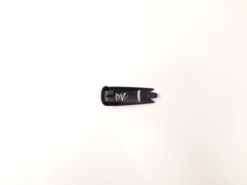 Recambio de moldura para mercedes-benz 190 (w201) e 2.0 referencia OEM IAM 2017680136  