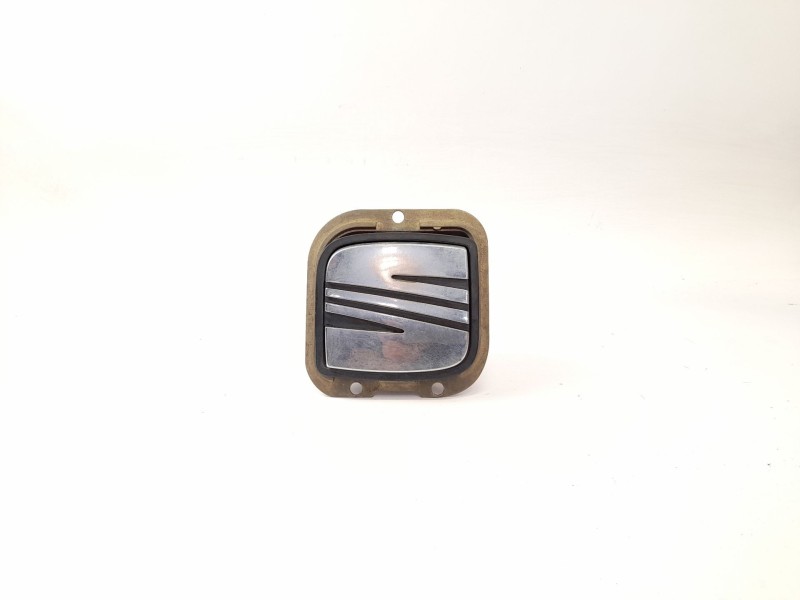 Recambio de maneta exterior porton para seat ibiza (6k1) 1.9 sdi referencia OEM IAM 6L6827573B  