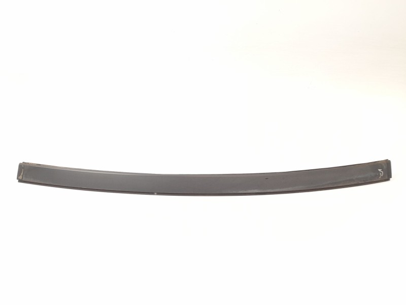 Recambio de moldura para mercedes-benz 190 (w201) e 2.0 referencia OEM IAM   