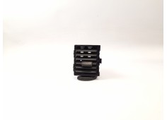 Recambio de rejilla del aire delantera central para nissan x-trail i (t30) 2.2 dci 4x4 referencia OEM IAM 68751EQ000  