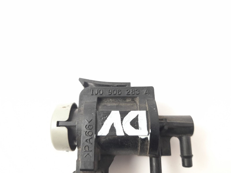 Recambio de valvula aire adicional para audi audi a4 b6 (8e2) 2.5 tdi referencia OEM IAM 1J0906283A  