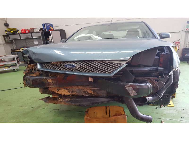 ford mondeo iii sedán (b4y) del año 2002